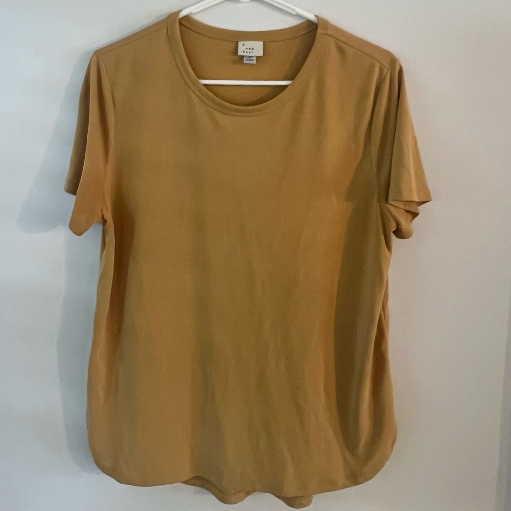 A New Day Short-Sleeve Top | Size: M | Color: Mustard Yellow